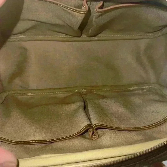 Louis Vuitton Trouville, this item been altered. - Picture 7 of 9